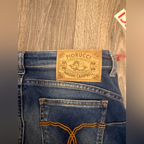 Fiorucci Jeans Naomi Campbell Womens Slim Fitting Denim 27w 34l NWT - Picture 9 of 9